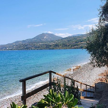 Villa Al-Ari Diakoptó Kültér fotó